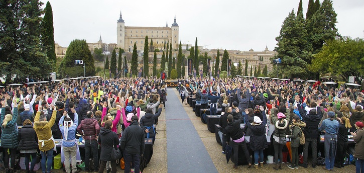 400 personas luchan por entrar en MasterChef 4, durante un casting multitudinario en Toledo