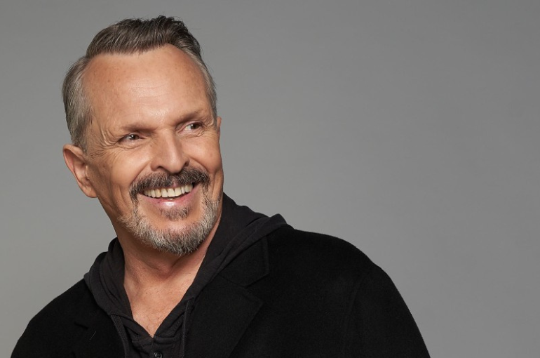 ‘Bosé Renacido’, a Movistar Plus+ original documentary series, will arrive in September.