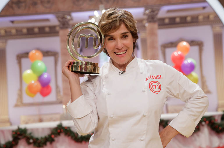 Anabel Alonso ganha a primeira edição do ‘Especial de Natal MasterChef’.